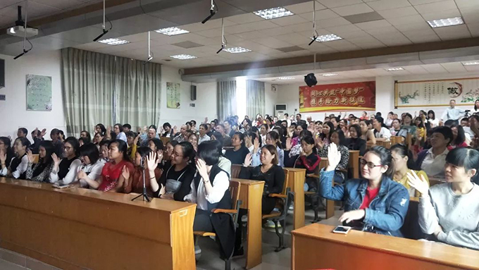 《你好，青春期》講座現場